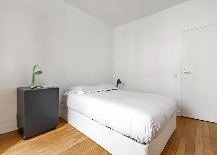 Veeve - Marais Glam * Париж